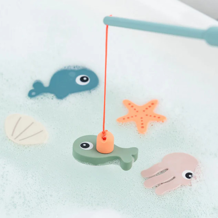 Angelspielzeug zum Baden - Sea friends - Farbmix von done by deer